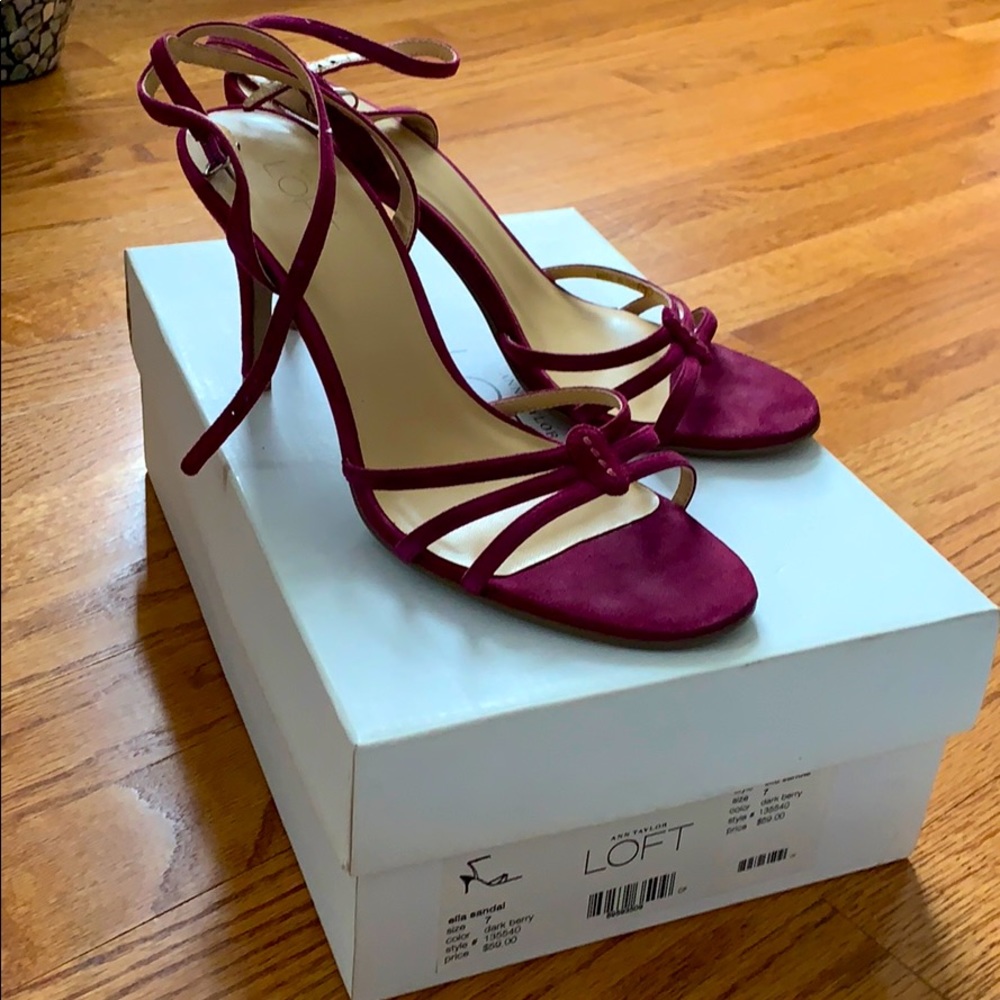 Strappy sandal
